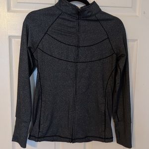 Born primitive zip up